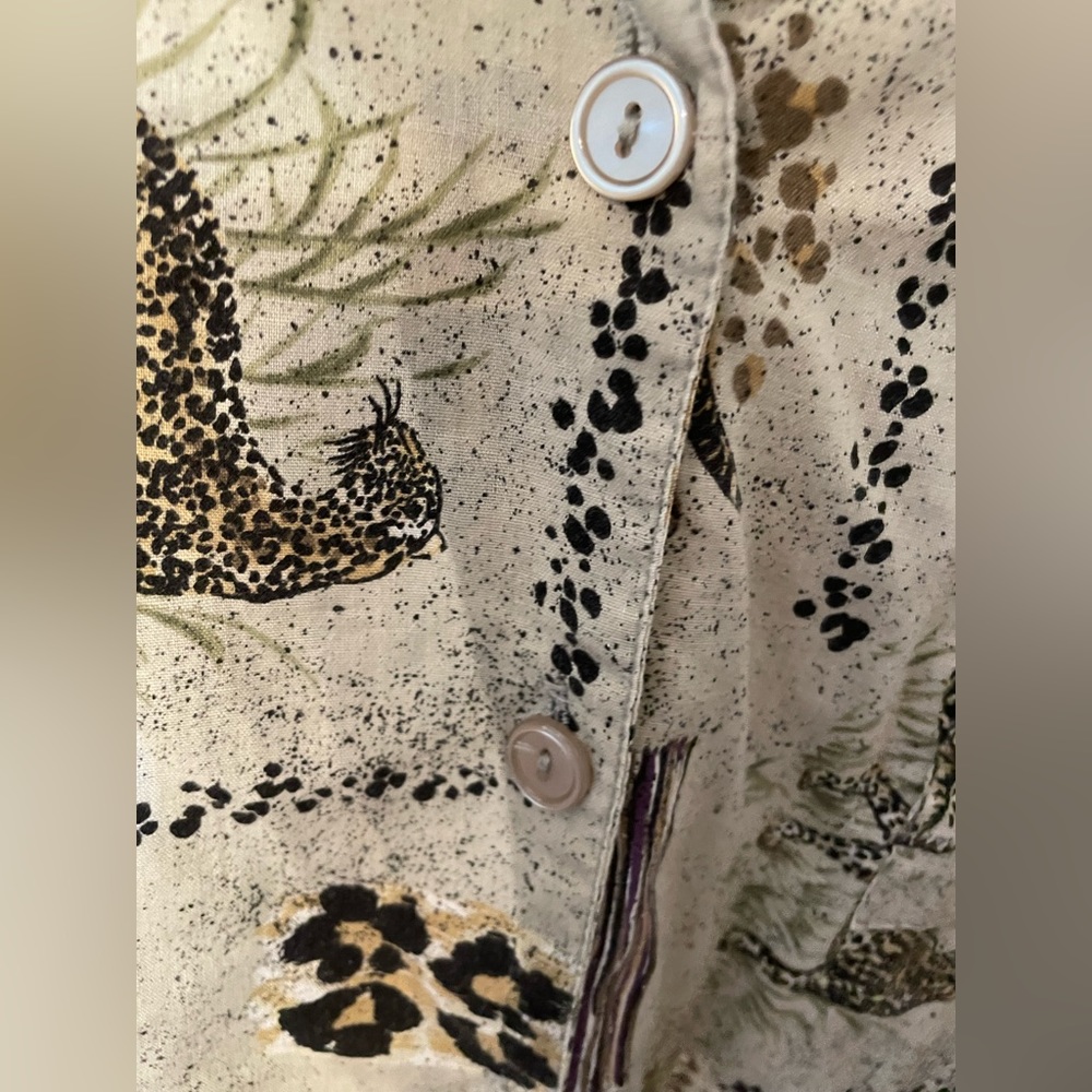 Unique Vintage Tiger Button Down - image 4
